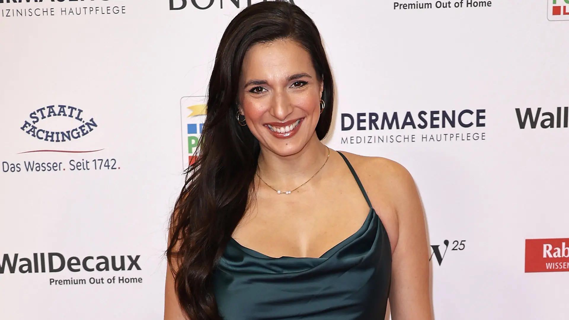sally özcan neuer freund